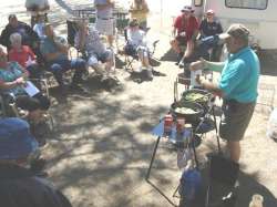 Sami is teaching a cooking class at the Mountain DOG June 2010 ( healthy green beans meal)